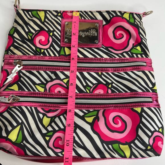 Betsey Johnson Betseyville Floral Bag Missing Strap - Picture 12 of 13